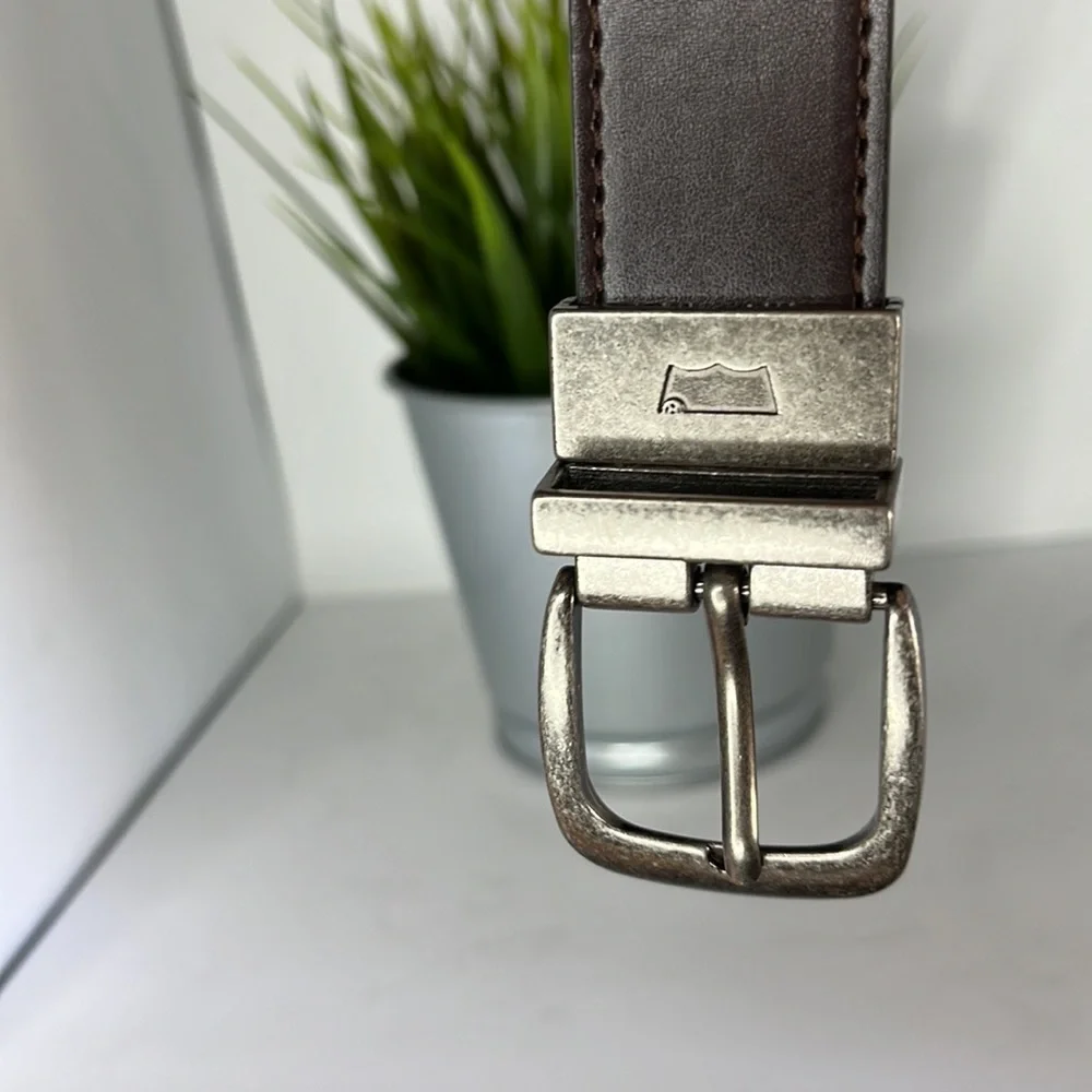 Levi’s reversible youth belt Black &‎ Brown Size Medium